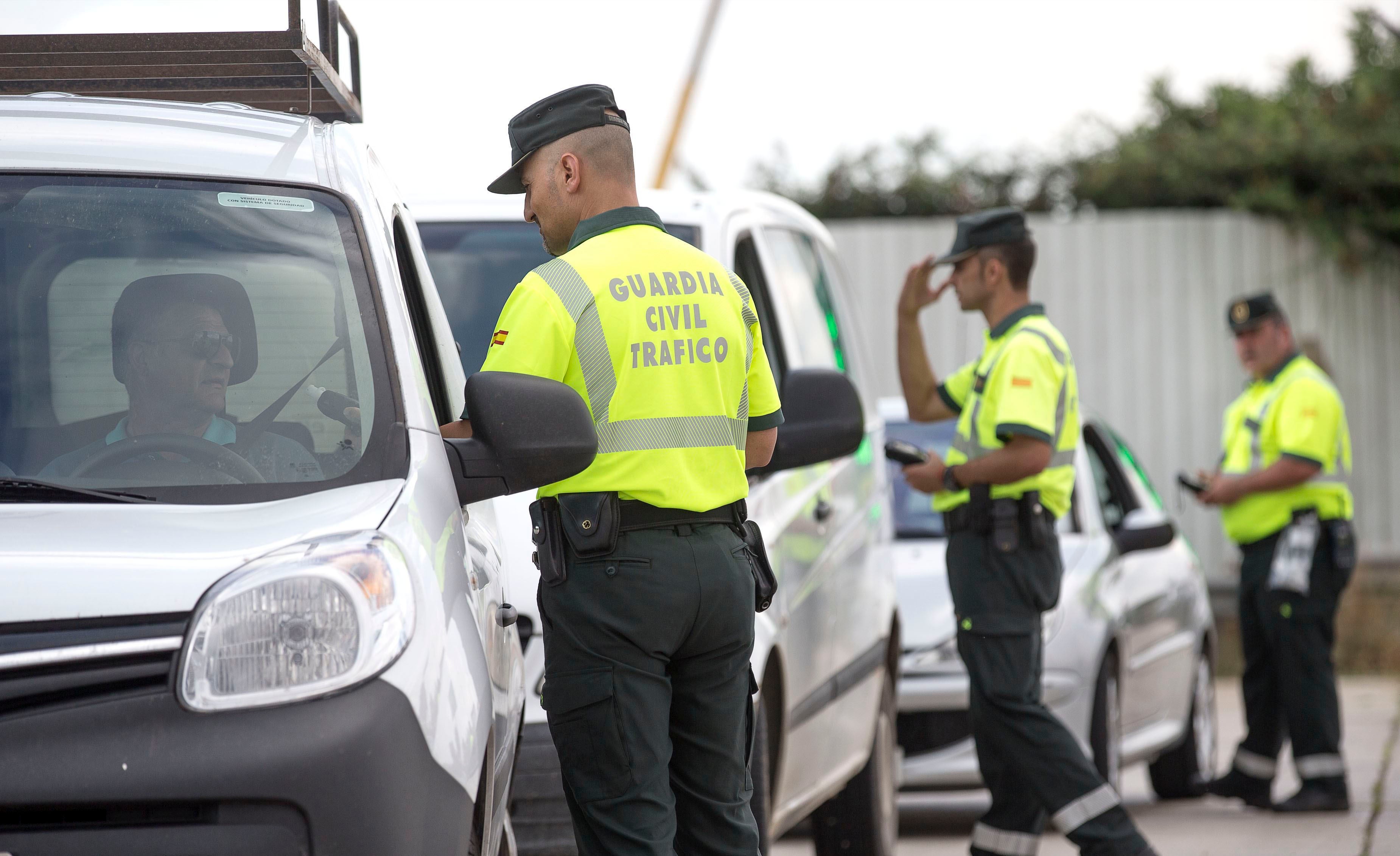 La Guardia Civil establecerá controles de tráfico con motivo de la campaña “Roadpol Safety Days” La Guardia Civil establecerá controles de tráfico con motivo de la campaña “Roadpol Safety Days”