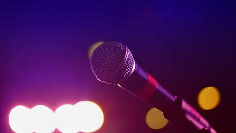 Un micrófono Un micrófono