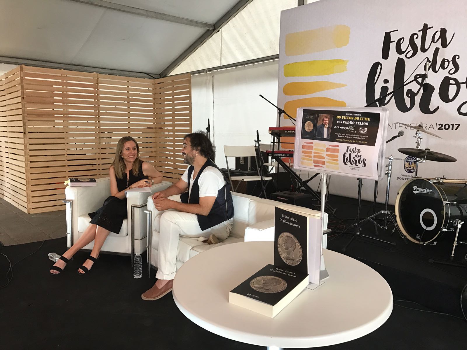 "A parte da Historia que non coñecemos é coa que me gusta xogar como escritor" "A parte da Historia que non coñecemos é coa que me gusta xogar como escritor"