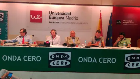 Paco Marhuenda, Carlos Alsina, Raúl de Pozo, Rubén Amón y Antonio Lucas desde la Universidad Europea de Madrid Paco Marhuenda, Carlos Alsina, Raúl de Pozo, Rubén Amón y Antonio Lucas desde la Universidad Europea de Madrid