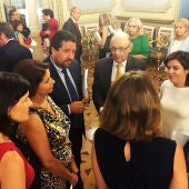 El presidente provincial ha participado en la reunión presidida por la vicepresidenta Soraya Sáenz de Santamaría y Cristóbal Montoro.