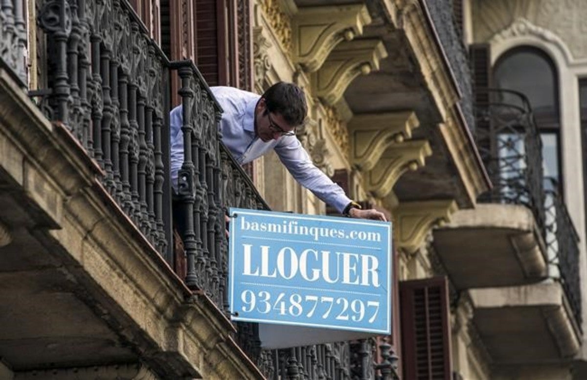 La FEHM dice que no se están valorando las consecuencias que puede generar la "liberación total" del alquiler vacacional La FEHM dice que no se están valorando las consecuencias que puede generar la "liberación total" del alquiler vacacional