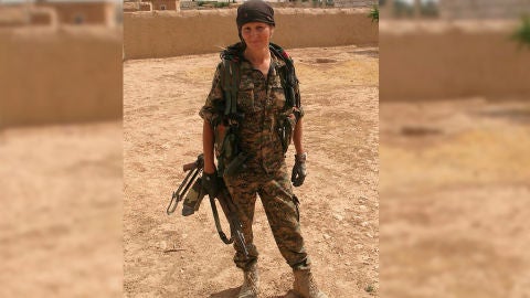 Hannah Tiger, la modelo canadiense que abandon&oacute; su vida para unirse al ej&eacute;rcito femenino kurdo