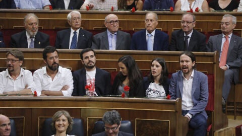 Asistentes a la sesi&oacute;n de celebraci&oacute;n en el Congreso del 40 aniversario de las primeras elecciones democr&aacute;ticas de 1977 