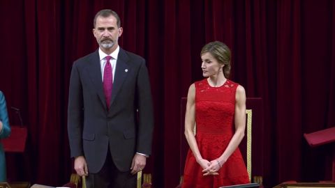 El Rey dice que ning&uacute;n camino debe dividir a los espa&ntilde;oles ni romper su convivencia