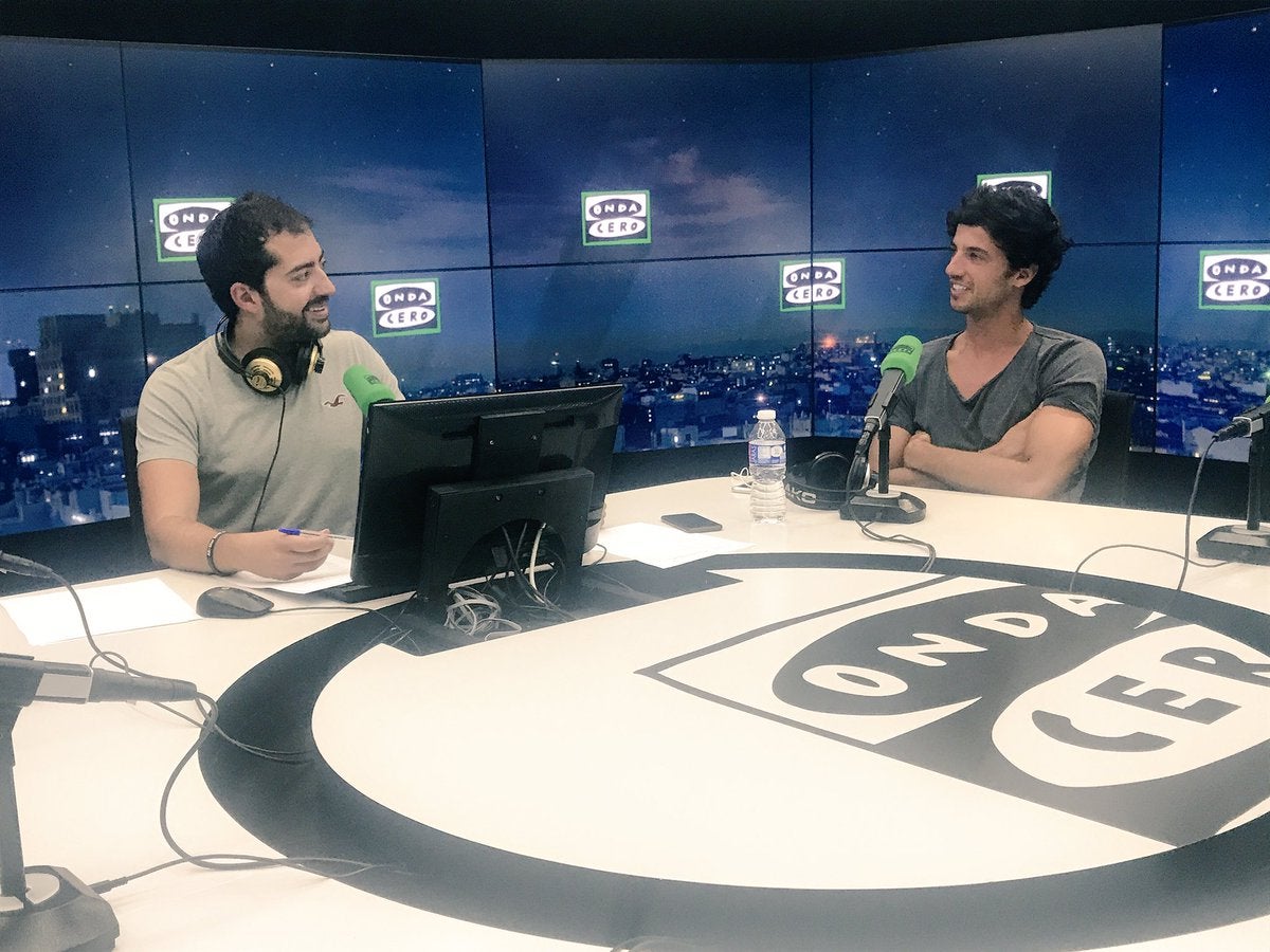 Jorge Brazalez: "Me ha cambiado la vida, pero me da pena con 28 años estar con los exfutbolistas" Jorge Brazalez: "Me ha cambiado la vida, pero me da pena con 28 años estar con los exfutbolistas"