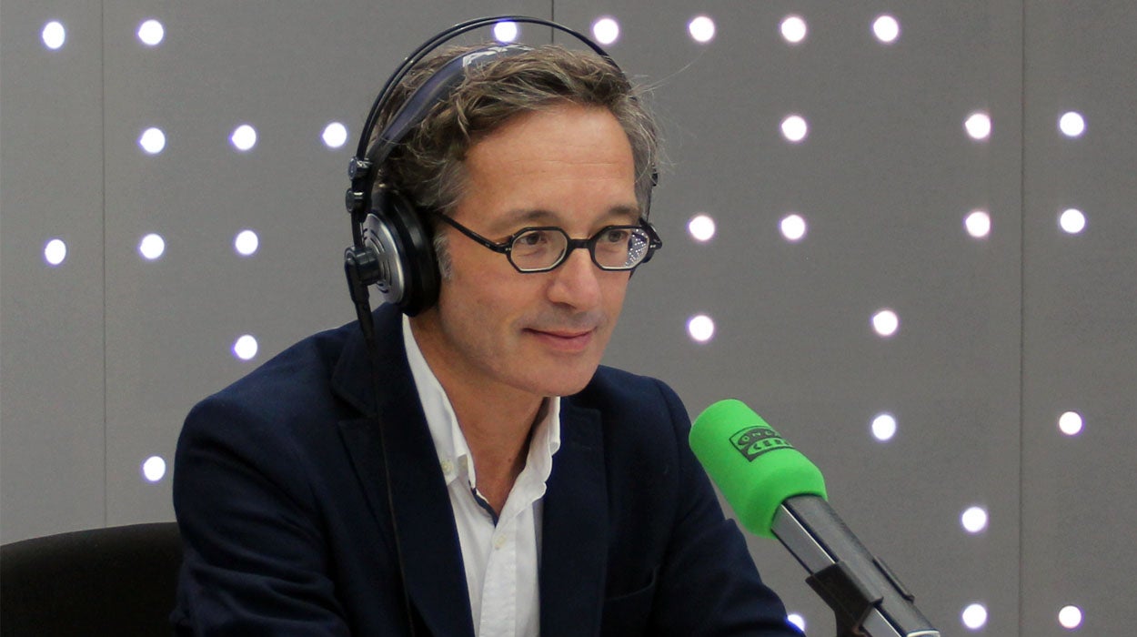 José María Lassalle: "Gestos como el de Colau pueden comprometer la continuidad del Mobile World Congress pese al compromiso hasta 2023" José María Lassalle: "Gestos como el de Colau pueden comprometer la continuidad del Mobile World Congress pese al compromiso hasta 2023"