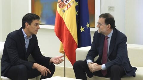 Rajoy y S&aacute;nchez en su reuni&oacute;n en Moncloa