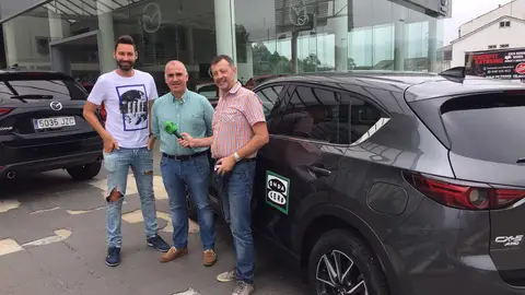 Conexion Pontecar-Mazda Pontevedra en la Onda