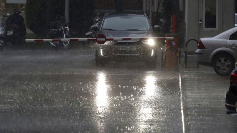 M&aacute;s de media Espa&ntilde;a en alerta por fuertes tormentas o altas temperaturas