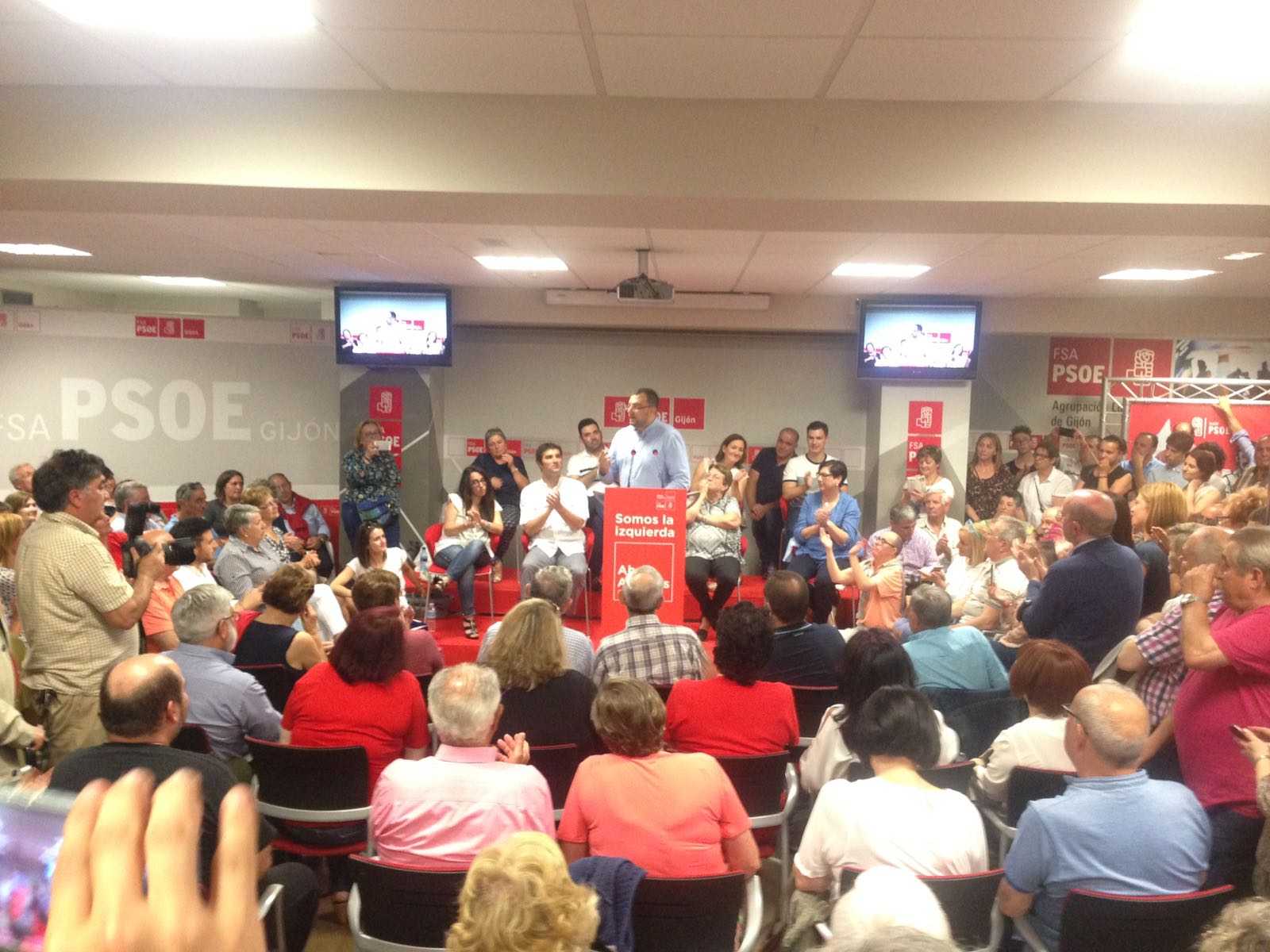 Más de Uno Gijón 07/07/2017 con Ana Fierro Más de Uno Gijón 07/07/2017 con Ana Fierro