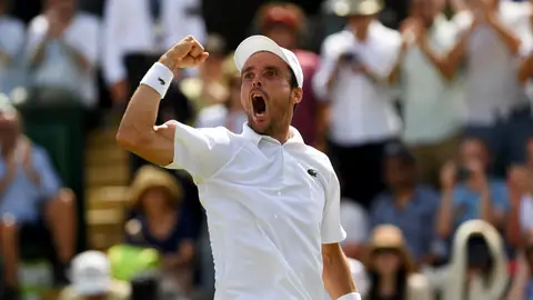 Bautista celebra el triunfo ante Nishikori Bautista celebra el triunfo ante Nishikori