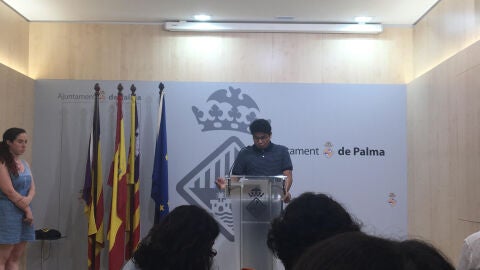 El regidor de Igualdad, Juventud y Derechos C&iacute;vicos, Aligi Molina
