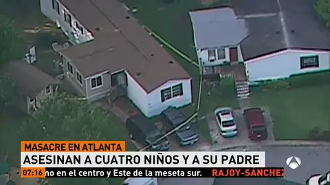 Detienen a una mujer por el asesinato a puñaladas de cuatro de sus hijos a su marido en Georgia Detienen a una mujer por el asesinato a puñaladas de cuatro de sus hijos a su marido en Georgia