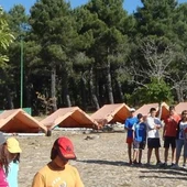 Imagen de archivo de un campamento de verano Imagen de archivo de un campamento de verano