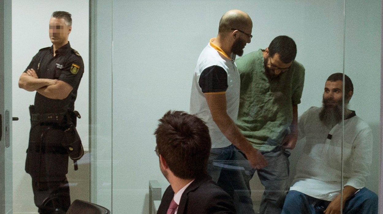 El líder de la célula desarticulada en Melilla en 2014 reconoce que captaba a yihadistas El líder de la célula desarticulada en Melilla en 2014 reconoce que captaba a yihadistas