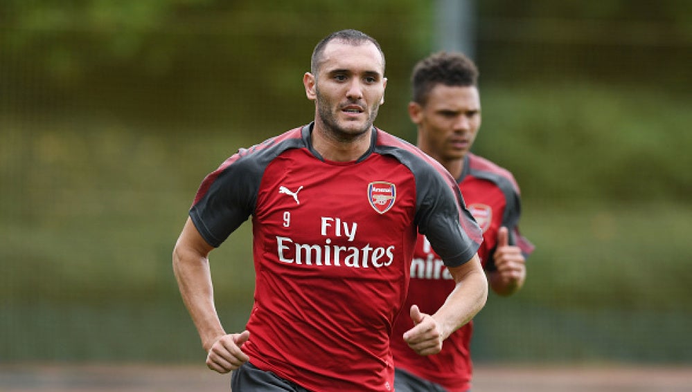 Lucas Pérez, en un entrenamiento del Arsenal