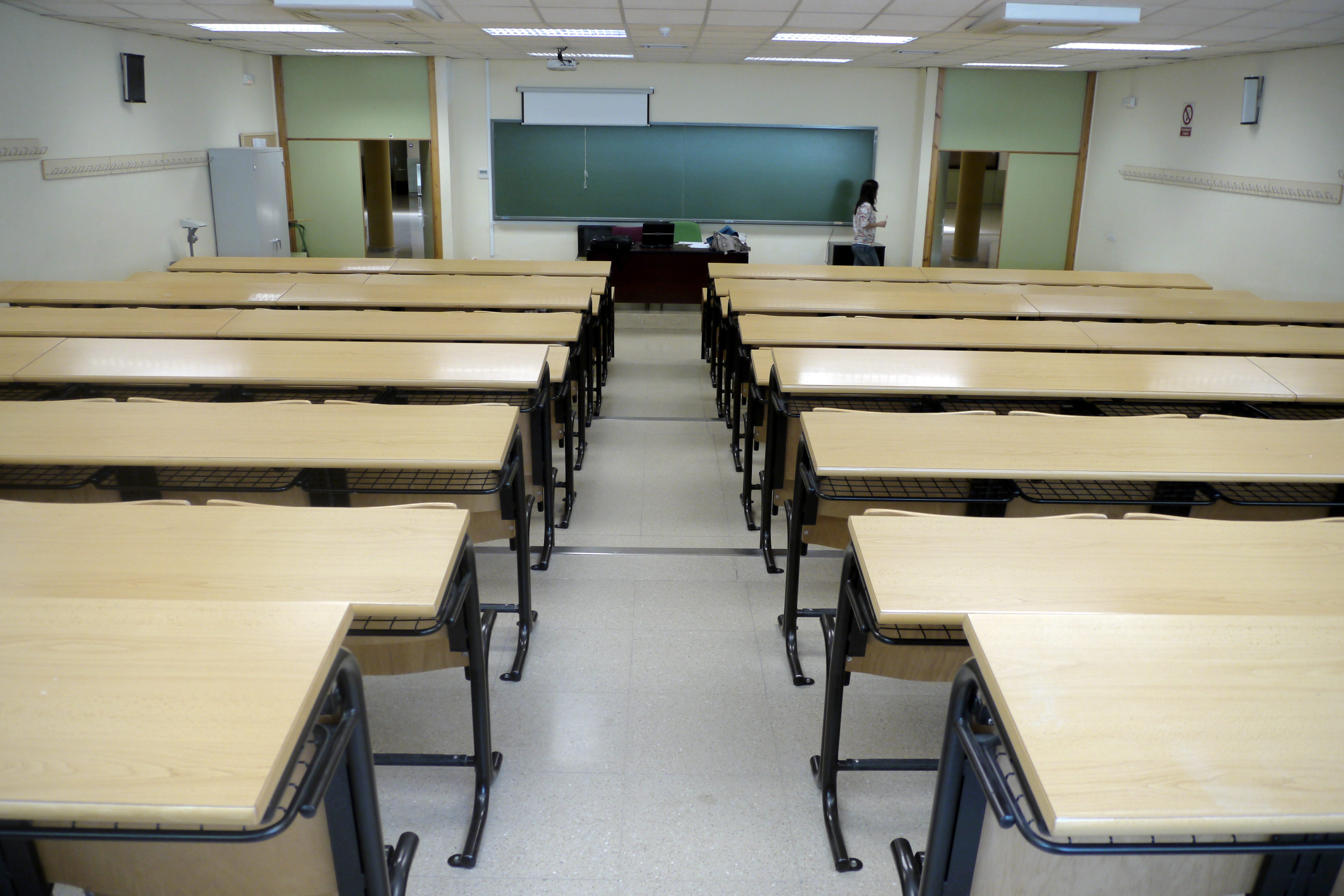 Oficial el calendario escolar Comunitat Valenciana 2024/2025: todos los puentes, días lectivos, Semana Santa Oficial el calendario escolar Comunitat Valenciana 2024/2025: todos los puentes, días lectivos, Semana Santa