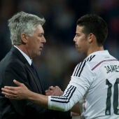 Ancelotti saluda a James