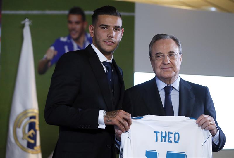 Florentino Pérez sobre Theo Hernández: "Quisiste vestir la camiseta del Real Madrid por encima de todo" Florentino Pérez sobre Theo Hernández: "Quisiste vestir la camiseta del Real Madrid por encima de todo"