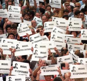 Manifestación por Miguel Ángel Blanco Manifestación por Miguel Ángel Blanco