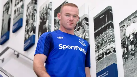 Wayne Rooney con la camiseta del Everton Wayne Rooney con la camiseta del Everton