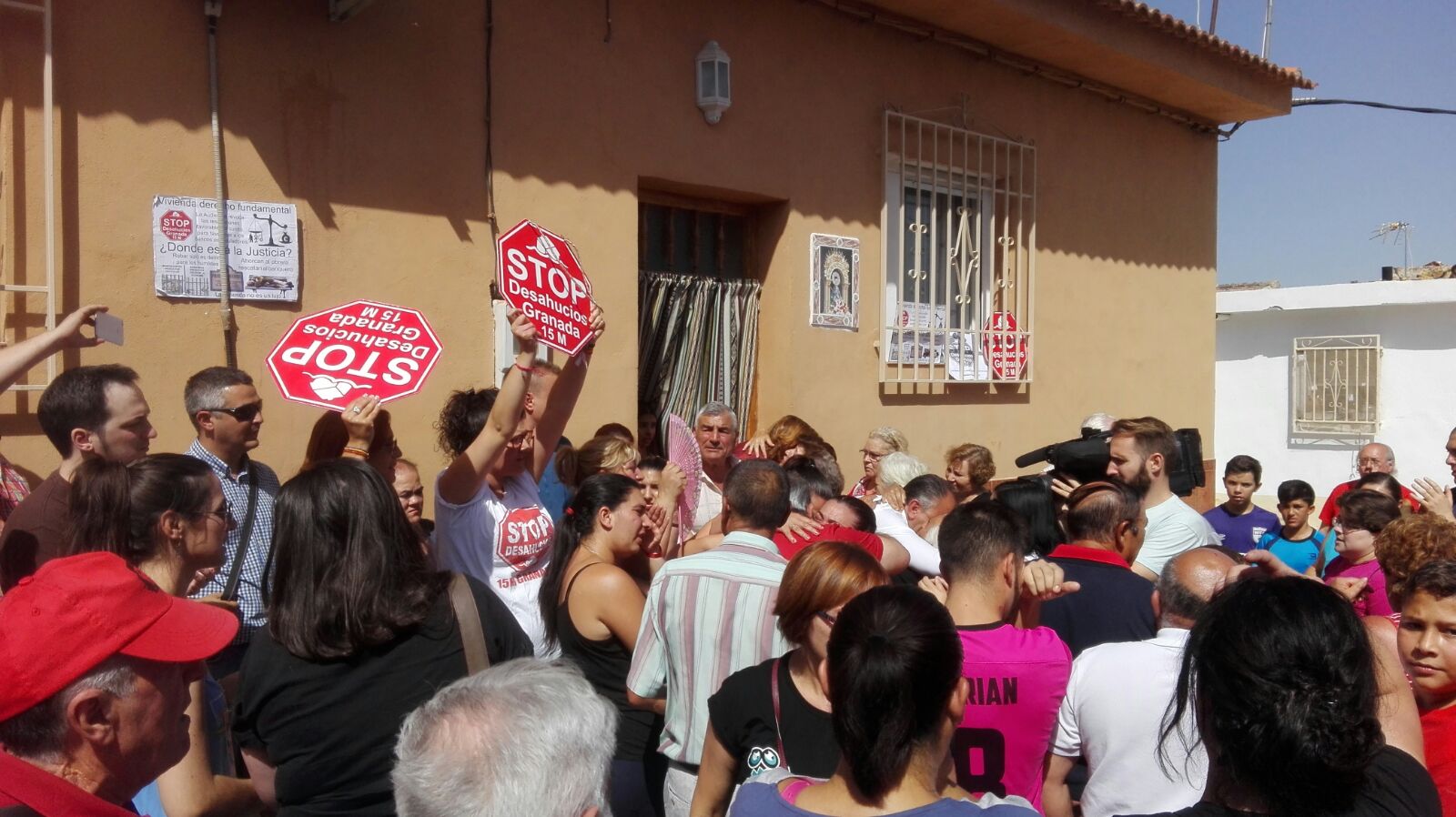 El desahucio previsto para una familia de Deifontes se suspende El desahucio previsto para una familia de Deifontes se suspende