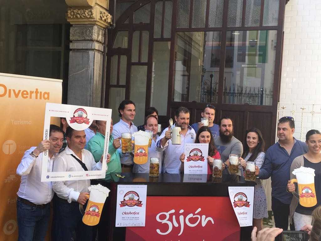 Gijón en la Onda 11/07/2017 con Ana Fierro Gijón en la Onda 11/07/2017 con Ana Fierro