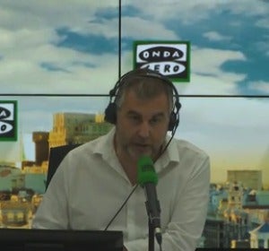 Monólogo de Alsina: "Qué miedo tienen Colau y Carmena a coincidir con el adversario ideológico" Monólogo de Alsina: "Qué miedo tienen Colau y Carmena a coincidir con el adversario ideológico"