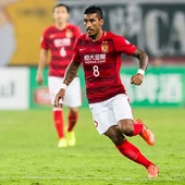 Paulinho, en un partido del Guangzhou Paulinho, en un partido del Guangzhou