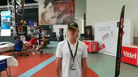 Javier Ares nos enseña cómo son las salas de prensa del Tour de Francia Javier Ares nos enseña cómo son las salas de prensa del Tour de Francia