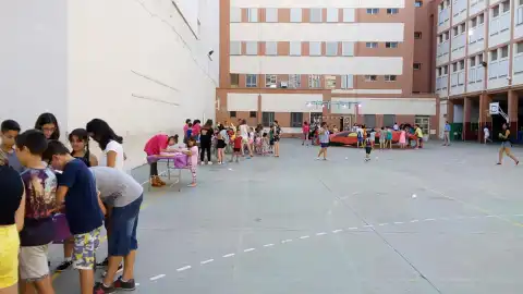 El colegio Herrero será uno de los patios que se abrirán los viernes por la tarde y sábados por la mañana a partir de septiembre Castellón