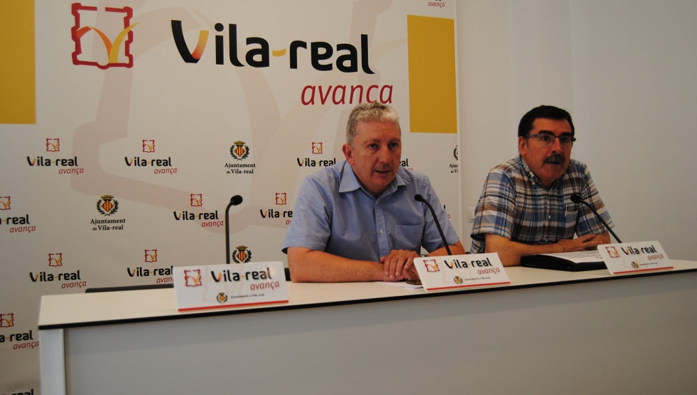 Xavier Serralvo y José Pascual Colàs anunciant ahir en la roda de premsa el fi del termini de presentació de propostes