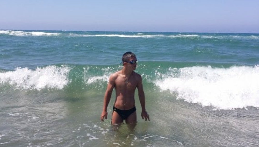 Valerio Catoia en la playa