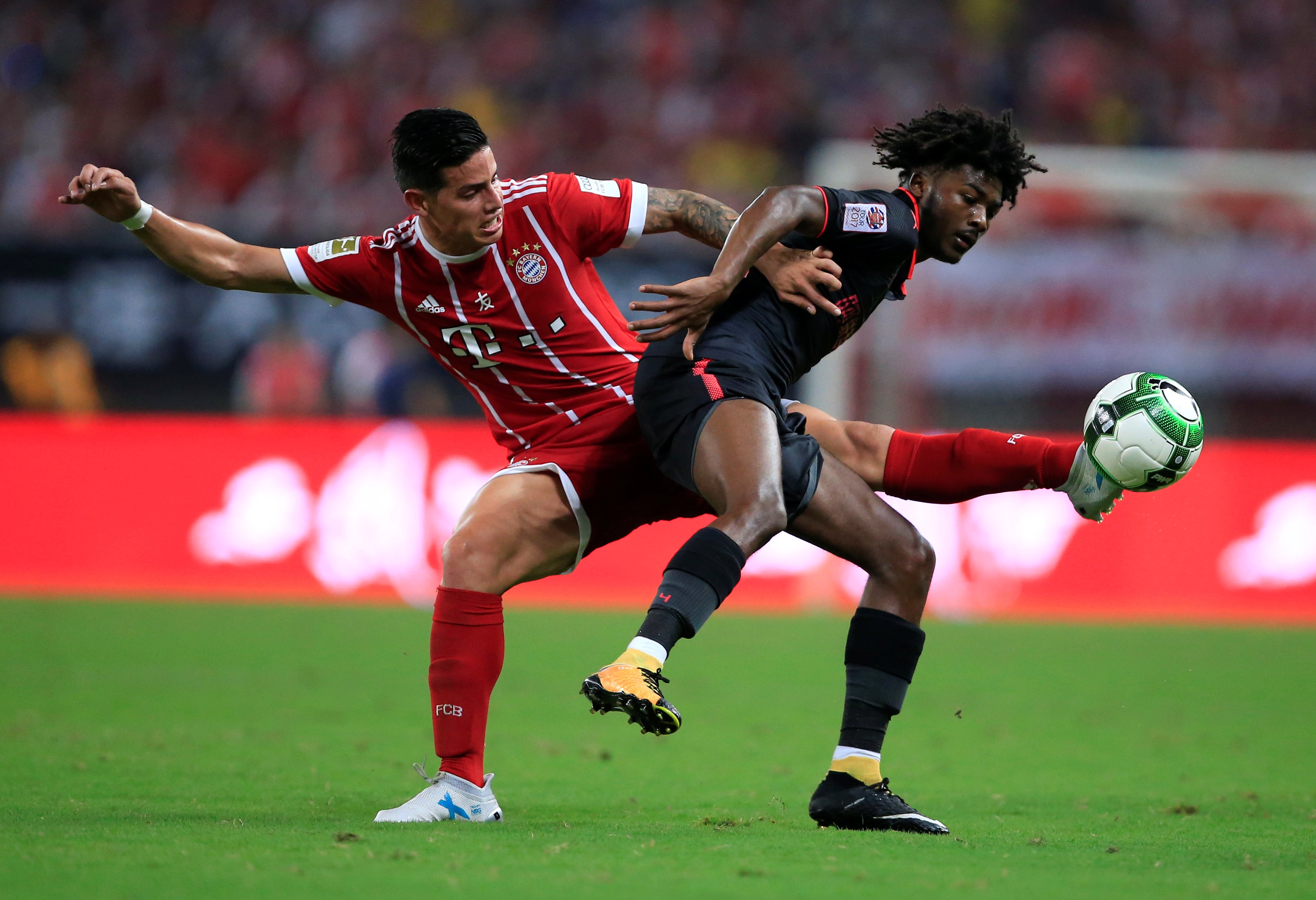 Un Bayern con James pierde ante el Arsenal en los penaltis Un Bayern con James pierde ante el Arsenal en los penaltis