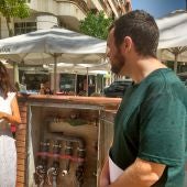 Antonio García, concejal de Parques y Jardines del Ayuntamiento de Elche, ha presentado el nuevo sistema de riego automatizado