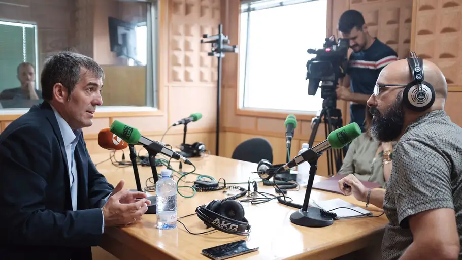 Fernando Clavijo en una entrevista en Más de Uno Canarias Fernando Clavijo en una entrevista en Más de Uno Canarias