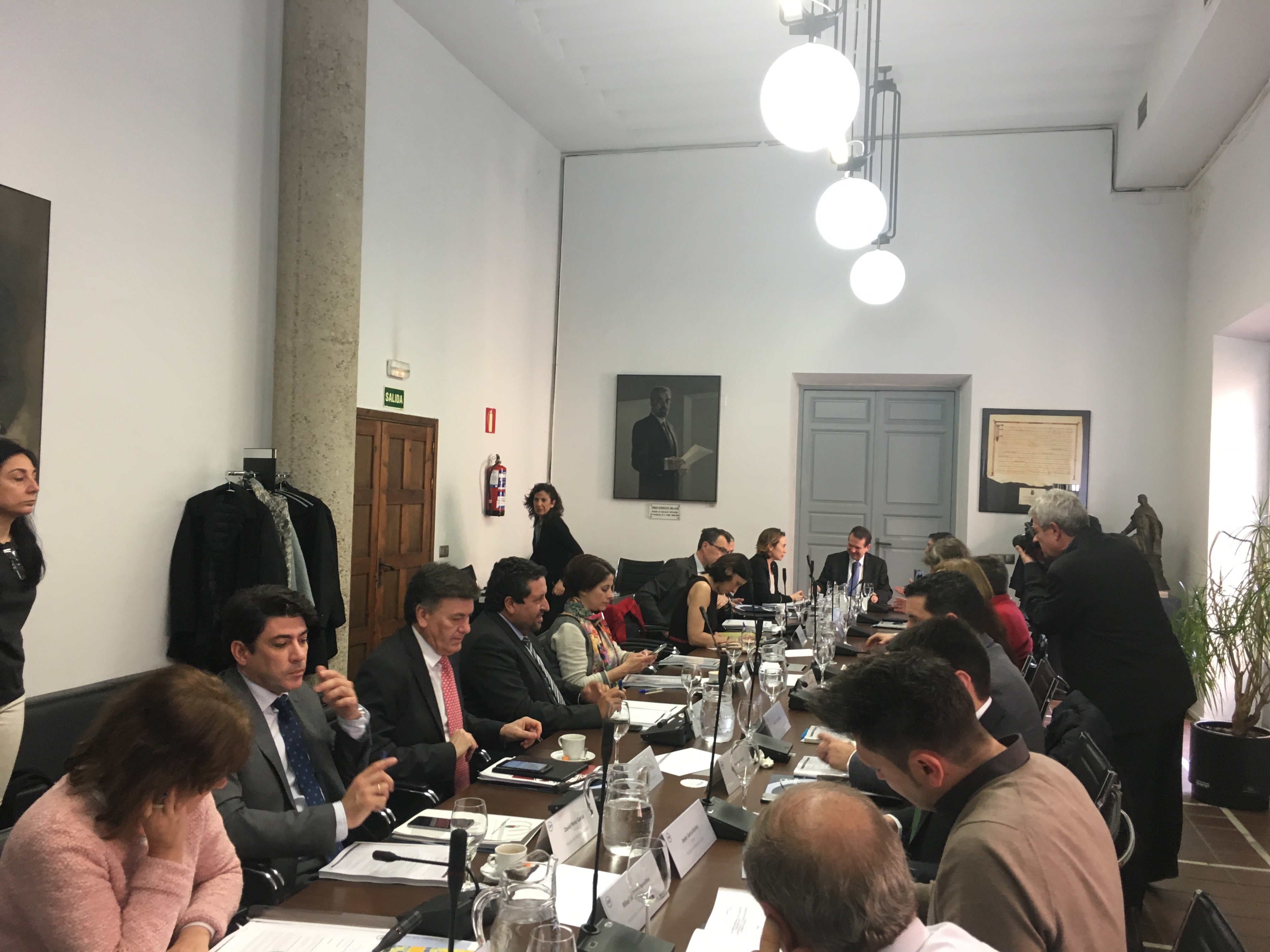 Moliner participa en la Comisión de Expertos para la reforma de la Financiación Local de la FEMP Moliner participa en la Comisión de Expertos para la reforma de la Financiación Local de la FEMP