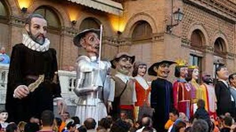 Comparsa de Alcal&aacute; de Henares 