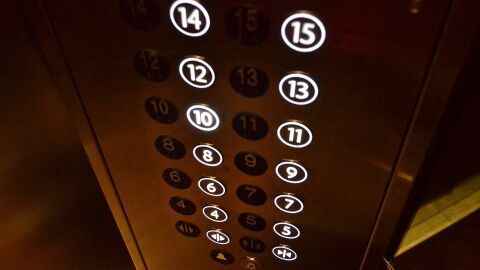 Ascensor, imagen de archivo