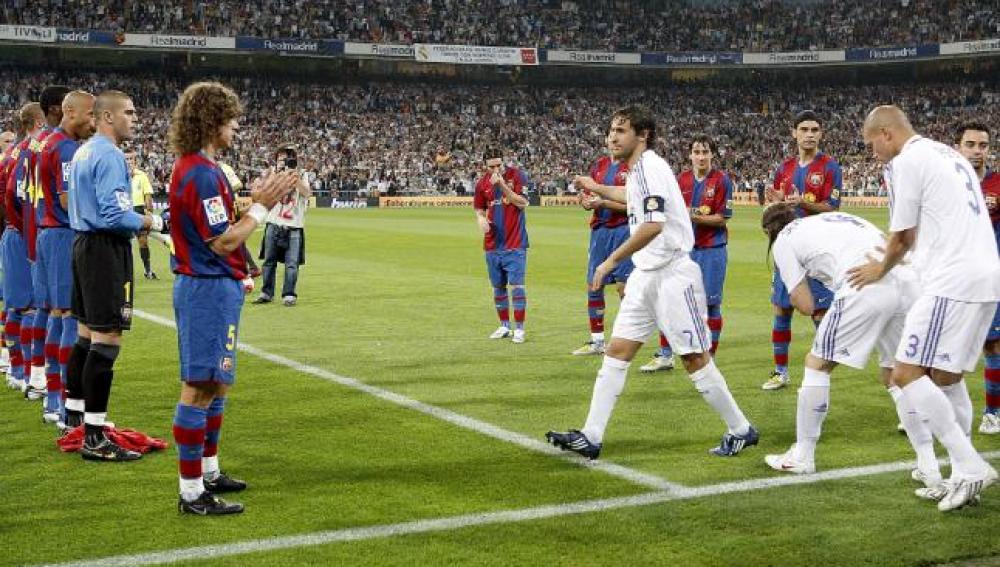 Pasillo del Barcelona al Real Madrid (2008)