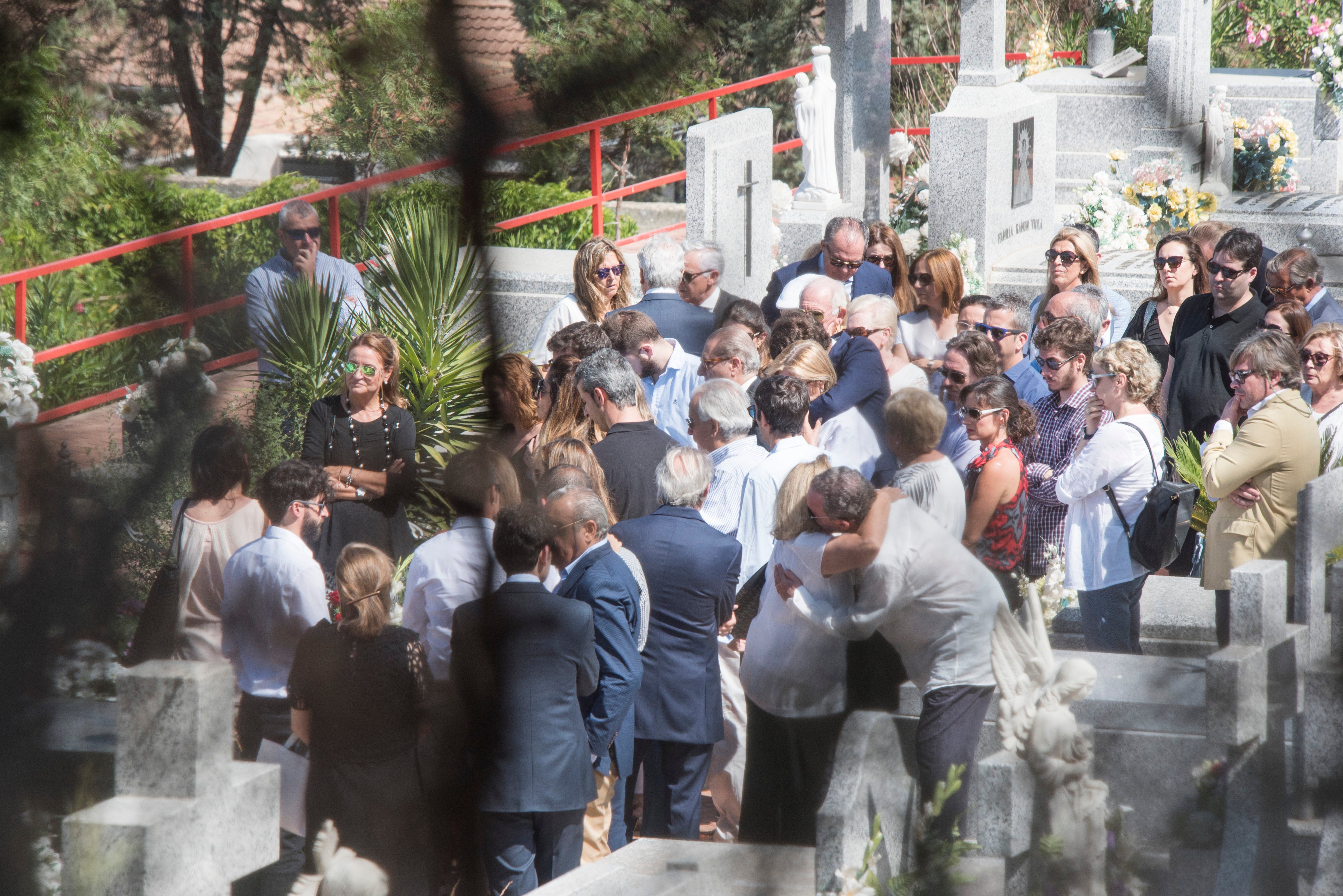 Las cenizas de Miguel Blesa reposan en el panteón familiar de Linares (Jáen) Las cenizas de Miguel Blesa reposan en el panteón familiar de Linares (Jáen)