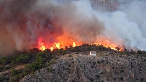Incendio cerca de la localidad murciana de Calasparra