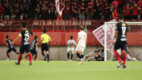 El Kashima marca un gol al Sevilla