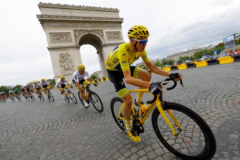 Vuelve a escuchar el final de la última etapa del Tour de Francia Vuelve a escuchar el final de la última etapa del Tour de Francia
