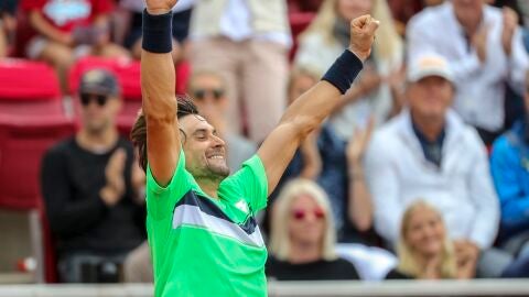Ferrer reina por tercera vez en Bastad