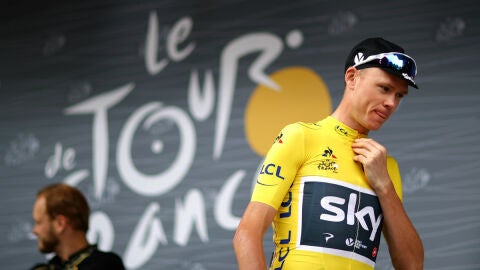 Froome, con el maillot amarillo