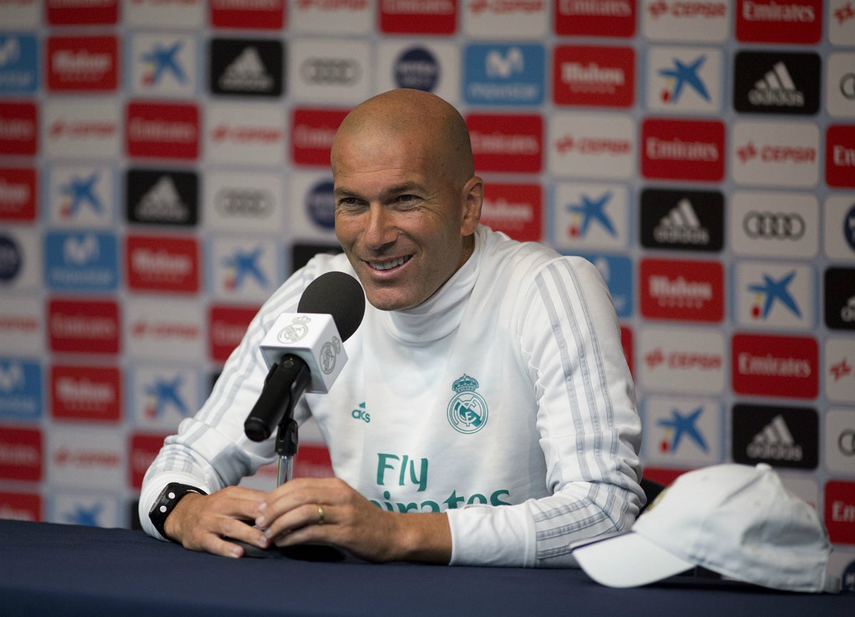 Zidane: "Estoy contento con la plantilla que tengo, no quiero cambios" Zidane: "Estoy contento con la plantilla que tengo, no quiero cambios"