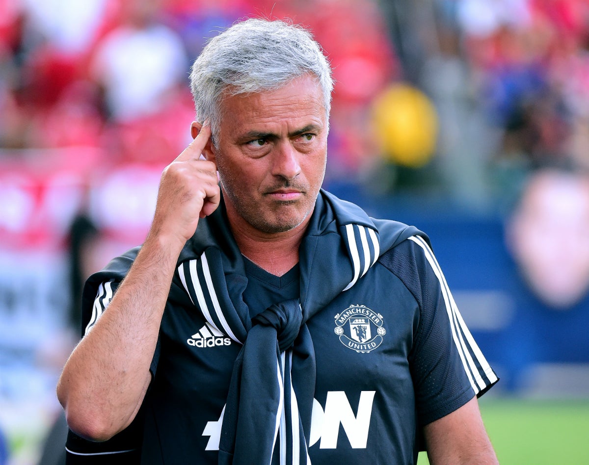 Jose Mourinho: "No me sorprende que Zidane esté ganando títulos" Jose Mourinho: "No me sorprende que Zidane esté ganando títulos"