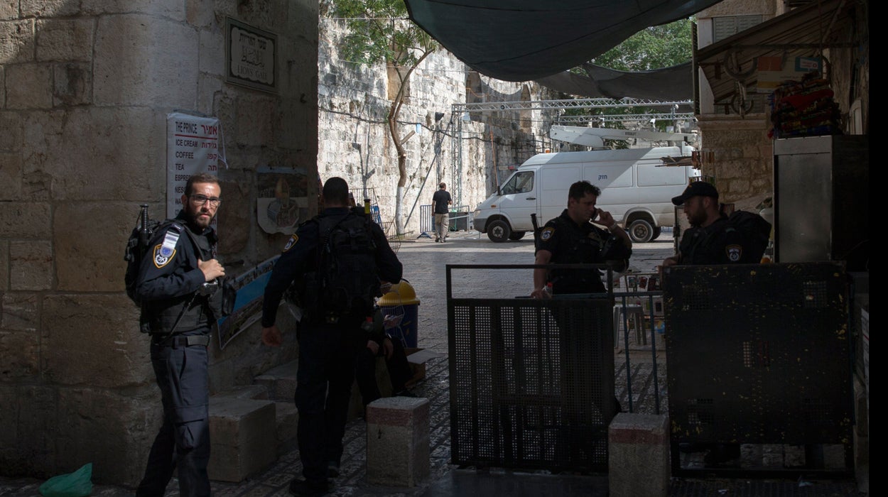 Israel retira todas las medidas de seguridad de las entradas a Al Aqsa Israel retira todas las medidas de seguridad de las entradas a Al Aqsa